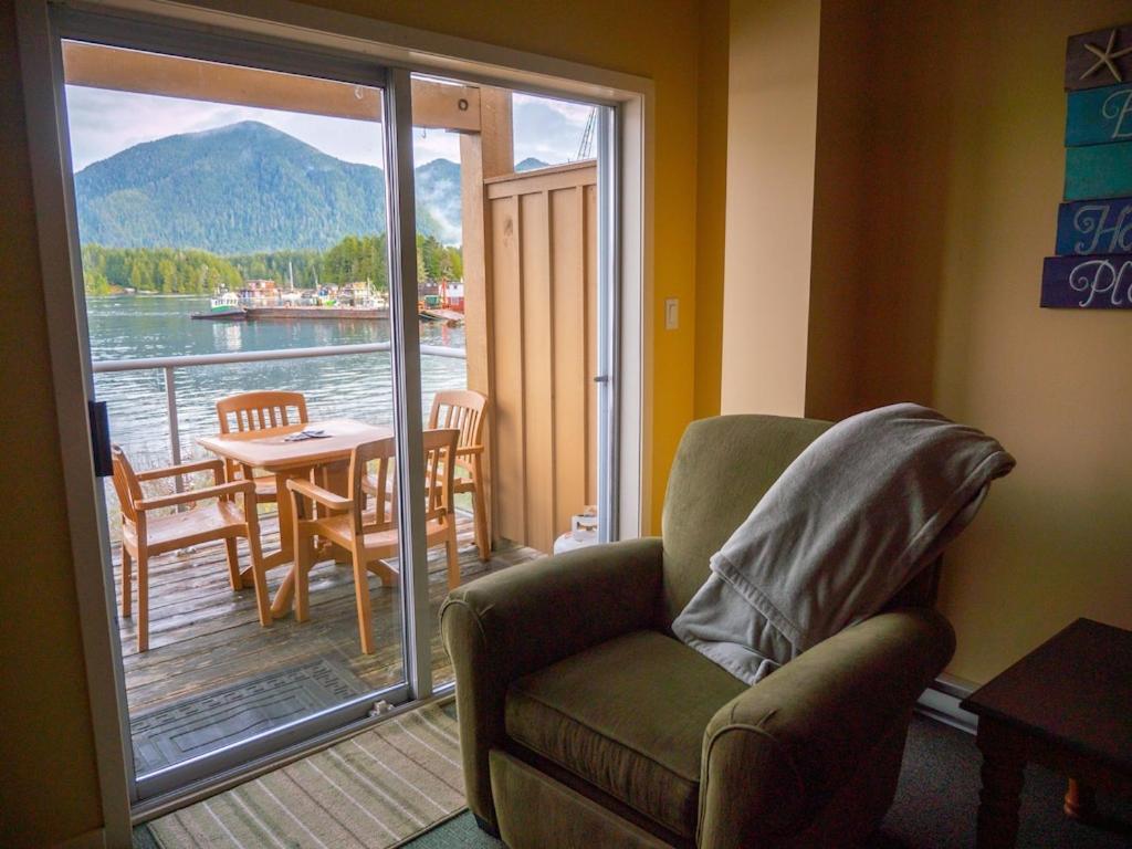 Waterfront View Of The Inlet, Short Walk To Town Tofino Exterior foto